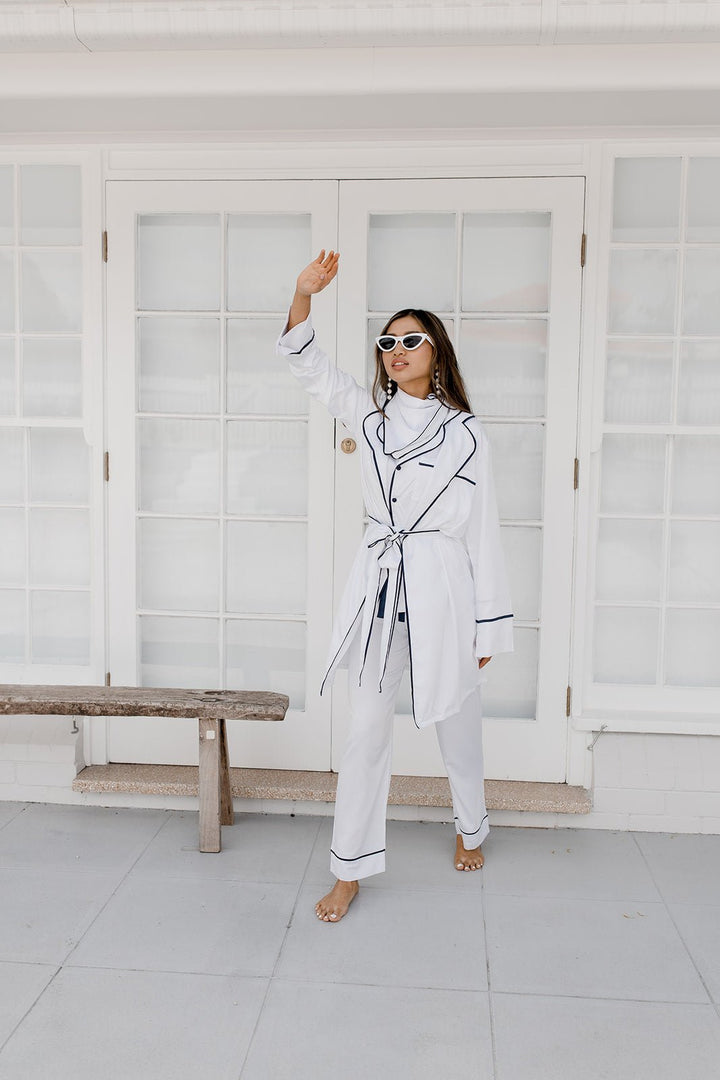 Satin Signature Personalised Robe - White/Navy