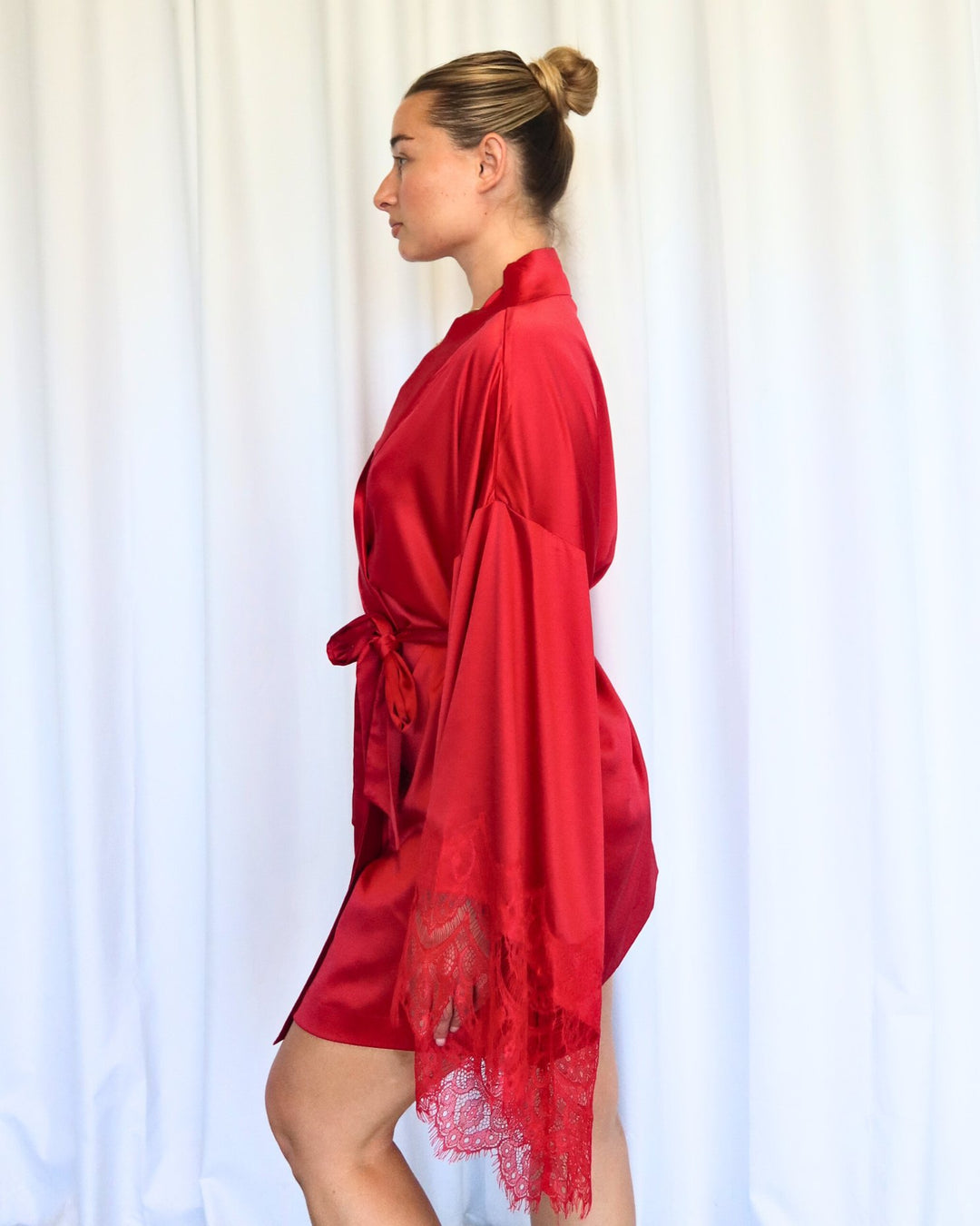 Satin Personalised Red Lace Short Robe - Red Lace Details